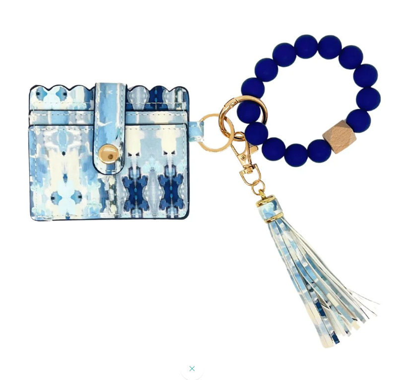 Laura Park, wristlet